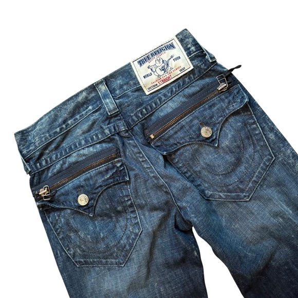 True Religion Straight w/Flaps Zipper Pocket
Ripped Jeans, Sz 30 Waist - Picture 12 of 16